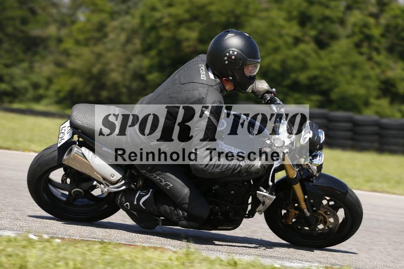 /Archiv-2024/29 12.06.2024 MOTO.CH Track Day ADR/Gruppe gelb/19